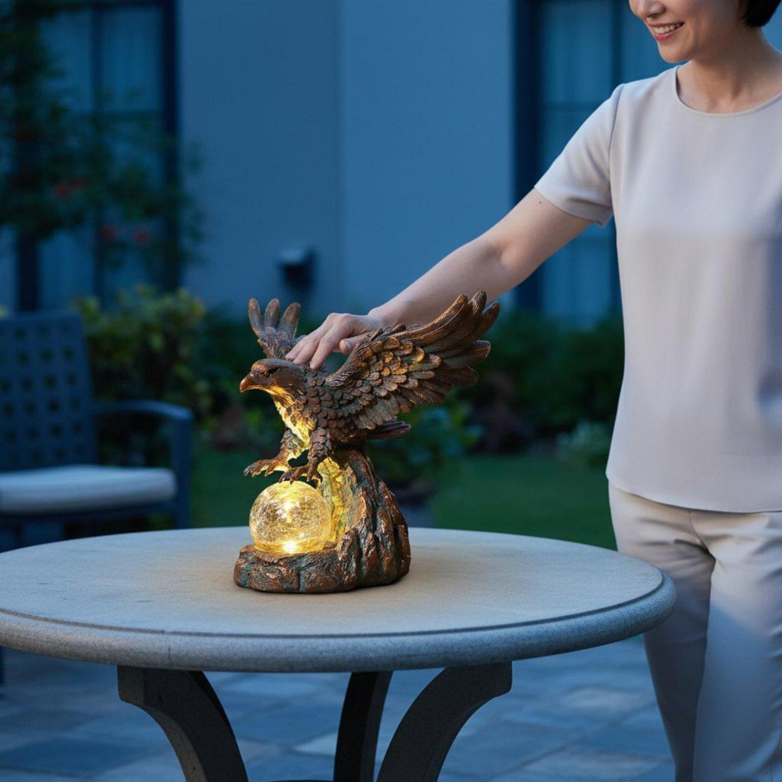 ソーラーイーグル像ライト 防水屋外照明 庭、通路用 - Outdoor Lighting Pathway のレビューと価格