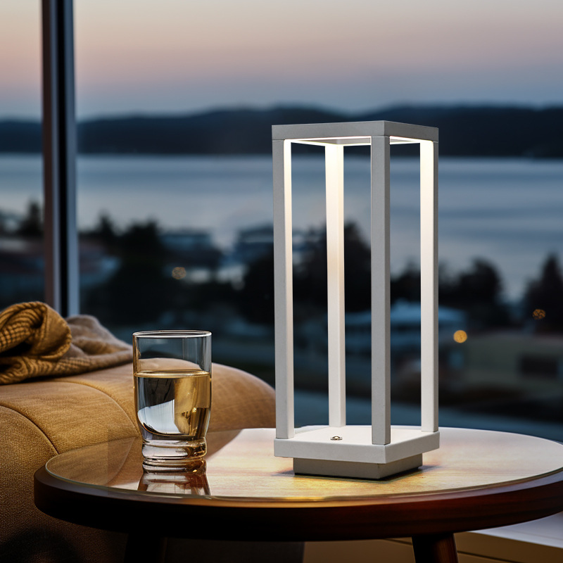 LEDタッチ充電式デスクランプ 洋食レストラン雰囲気照明 屋 - Outdoor Lighting Restaurant のレビューと価格