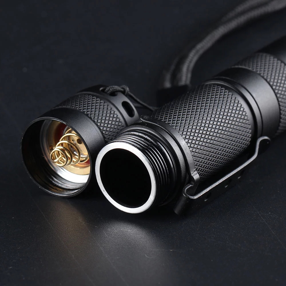 キャンプ用の強力なポータブルミニLED懐中電灯,単三電池バー - Outdoor Lighting Not Working のレビューと価格